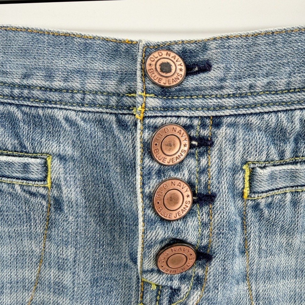 Vintage Y2K Old‎ Navy Ultra Low Waist Denim Skirt Button Front Lightwash Size 6 - Picture 4 of 6